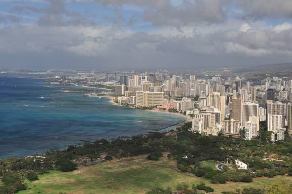 Honolulu vista do alto da cratera de Diamond Head, na ilha de Oahu, no Havaí